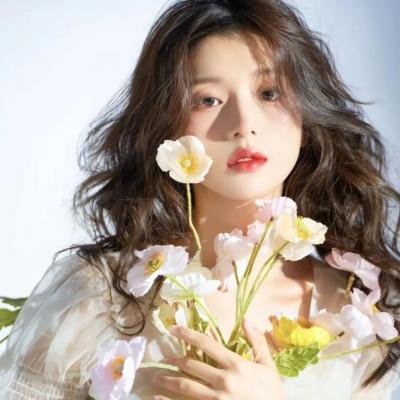 玉女撩春